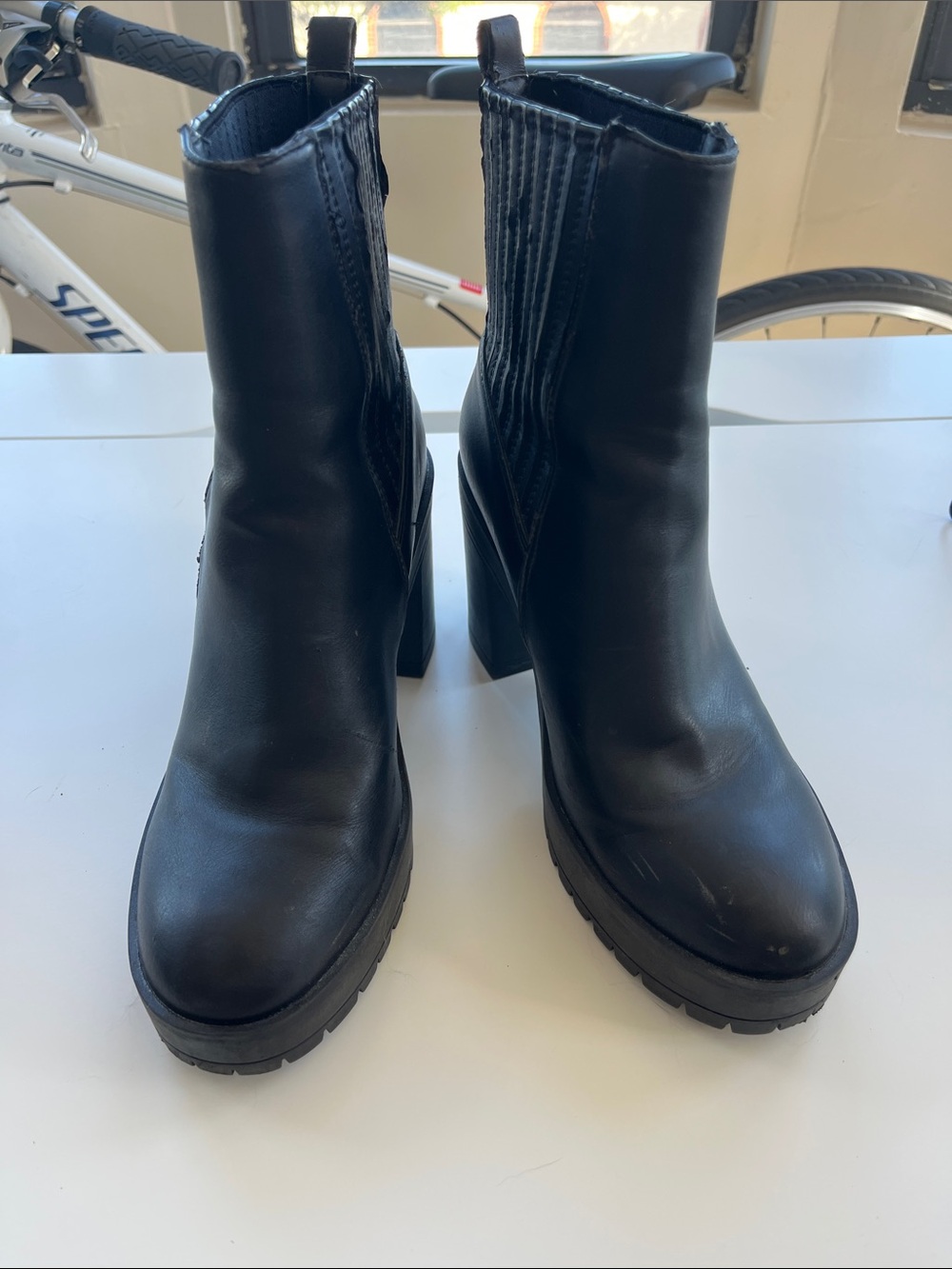 Forever 21 Black Platform Chelsea Heeled Boots